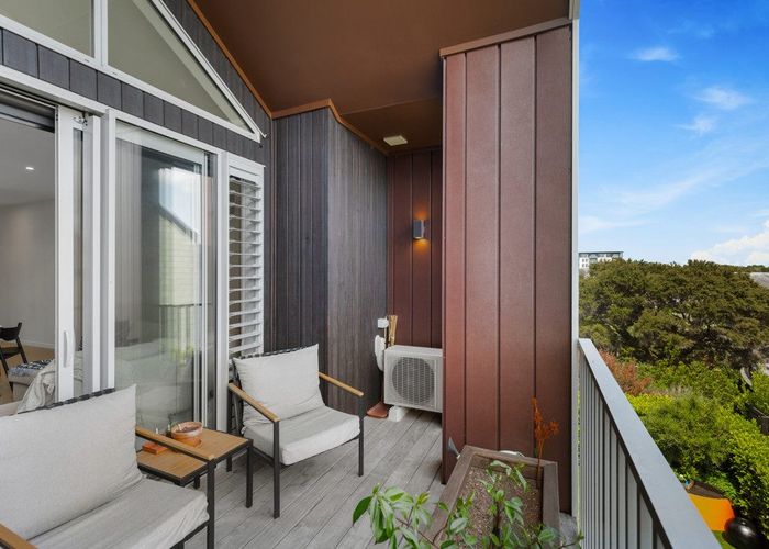  at 4/28 Nevill Road, Hobsonville, Auckland