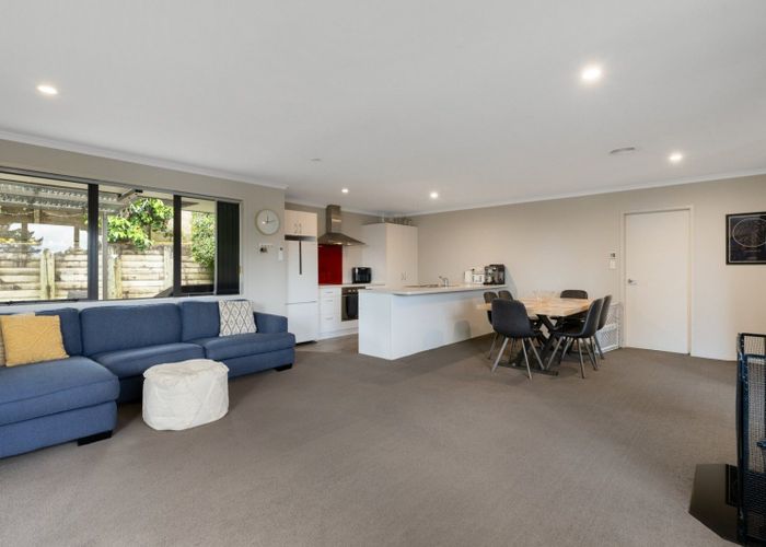  at 6 Atkins Way, Ohauiti, Tauranga