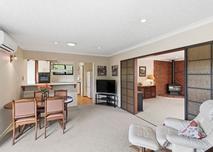  at 12 Swithland Place, Avonhead, Christchurch City, Canterbury