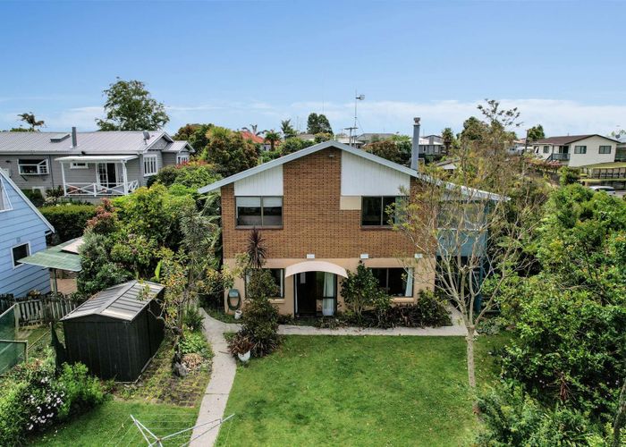 at 82 Greerton Road, Greerton, Tauranga, Bay Of Plenty