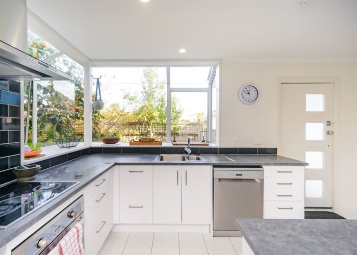  at 118 Fitzroy Street, Terrace End, Palmerston North
