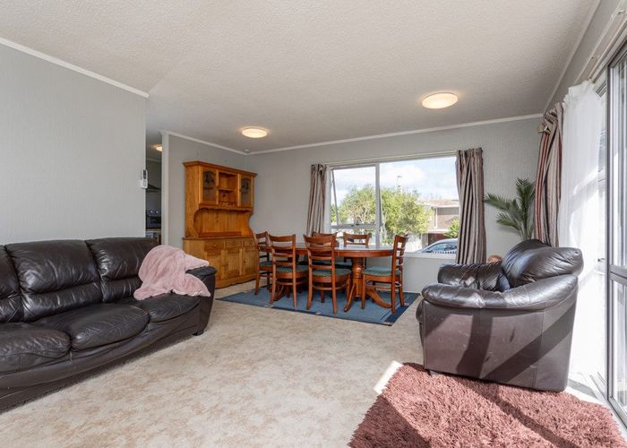  at 45 Roberts Road, Te Atatu South, Auckland