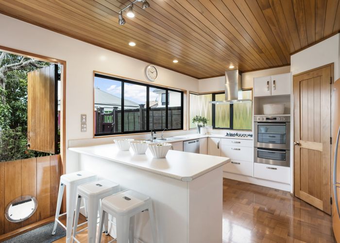  at 6A King Edward Avenue, Epsom, Auckland
