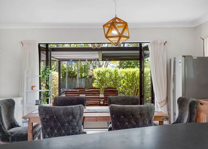  at 17 Annalong Road, Dannemora, Manukau City, Auckland