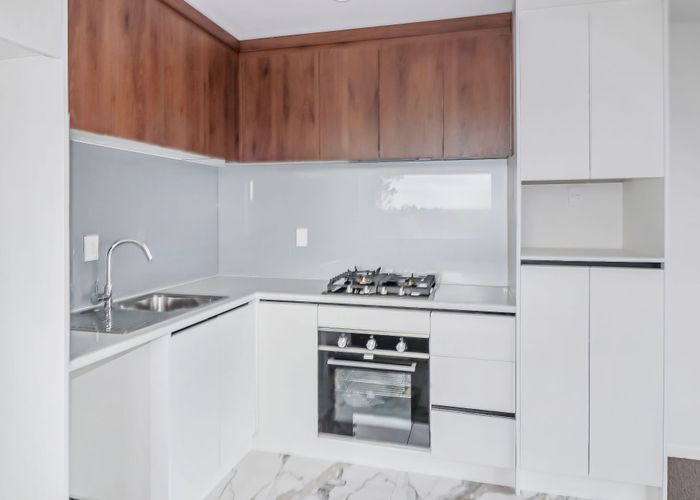  at 553f Massey Road, Mangere, Manukau City, Auckland