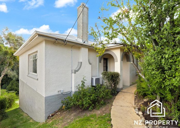  at 22 Barr Street, Kenmure, Dunedin