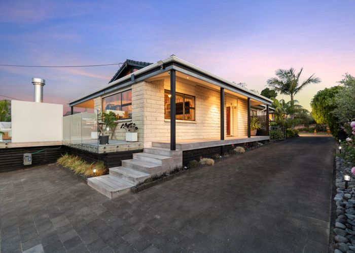  at 11 The Terrace, Herald Island, Auckland