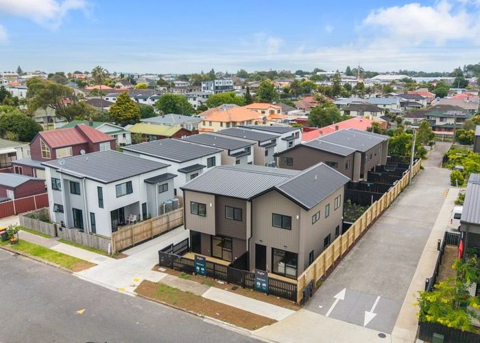  at 6 Trimmer Terrace, Papatoetoe, Manukau City, Auckland