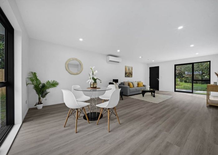  at 2/60 Landscape Road, Papatoetoe, Manukau City, Auckland
