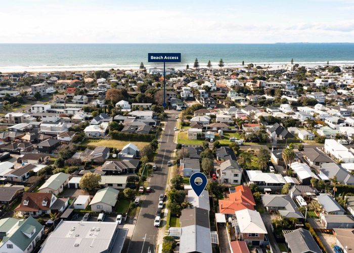  at 6 Bain Street, Mount Maunganui