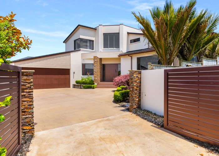  at 6 Kenley Heights, Flat Bush, Auckland