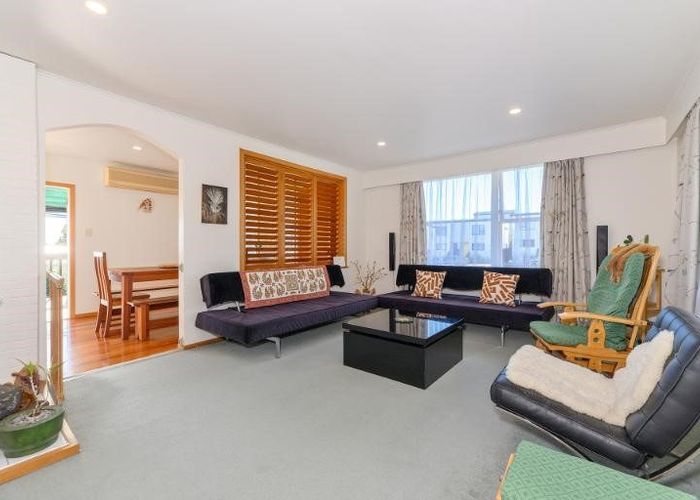  at 18 Lavelle Road, Henderson, Waitakere City, Auckland