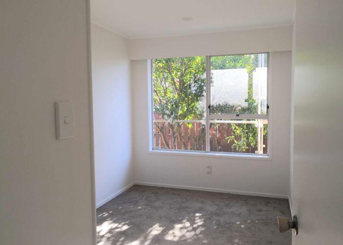  at 32 Walworth Avenue, Pakuranga Heights, Auckland