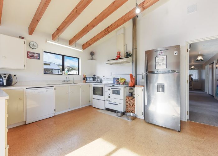  at 11 Thorn Road, Dovedale, Wakefield