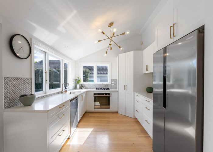  at 33 Tranmere Road, Sandringham, Auckland City, Auckland