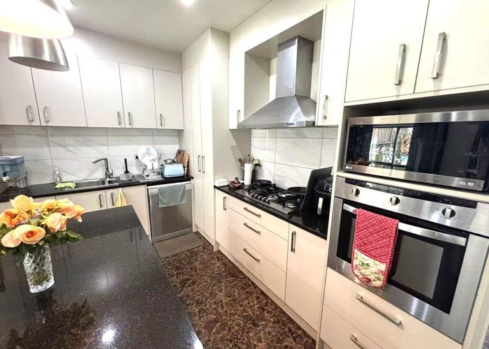  at 160 Ti Rakau Drive, Pakuranga, Manukau City, Auckland