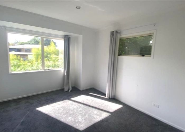  at 11A Hollinbrigg Place, Manurewa, Manukau City, Auckland