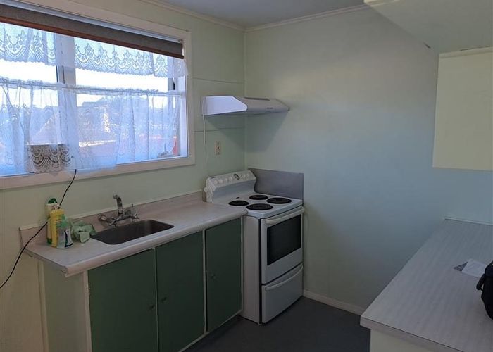  at 6/12 Tama Street, Alicetown, Lower Hutt, Wellington