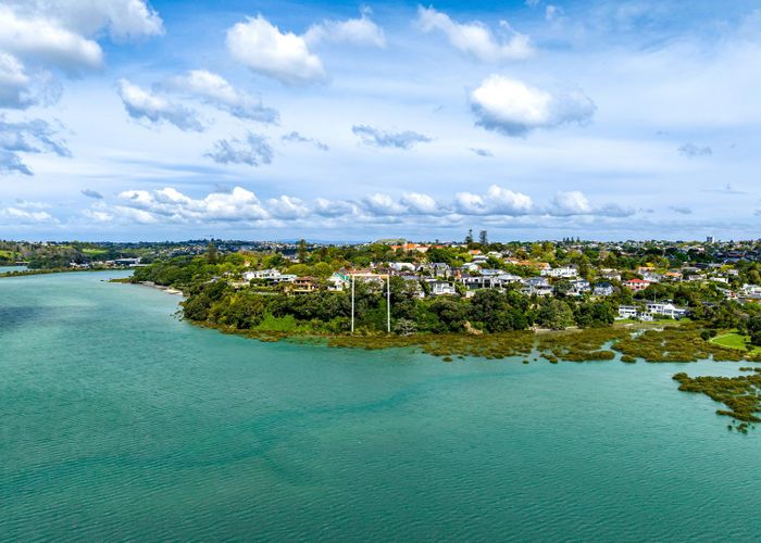  at 27A Burwood Crescent, Remuera, Auckland