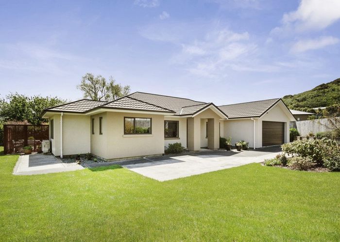  at 39 Nelson Crescent, Wainuiomata, Lower Hutt, Wellington