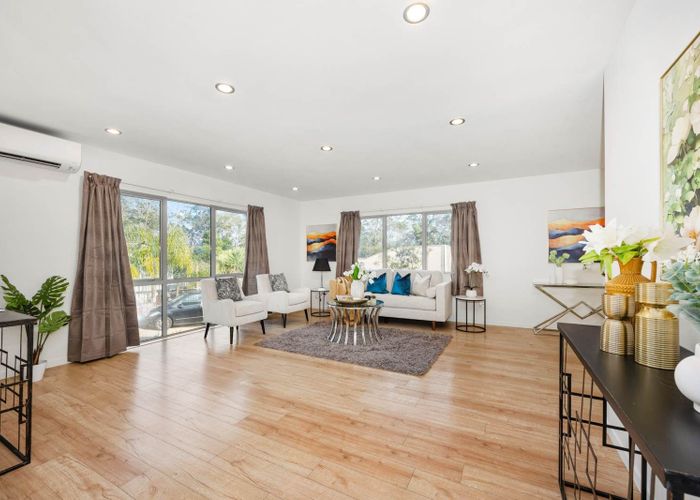  at 98 Tiriwa Drive, Massey, Waitakere City, Auckland
