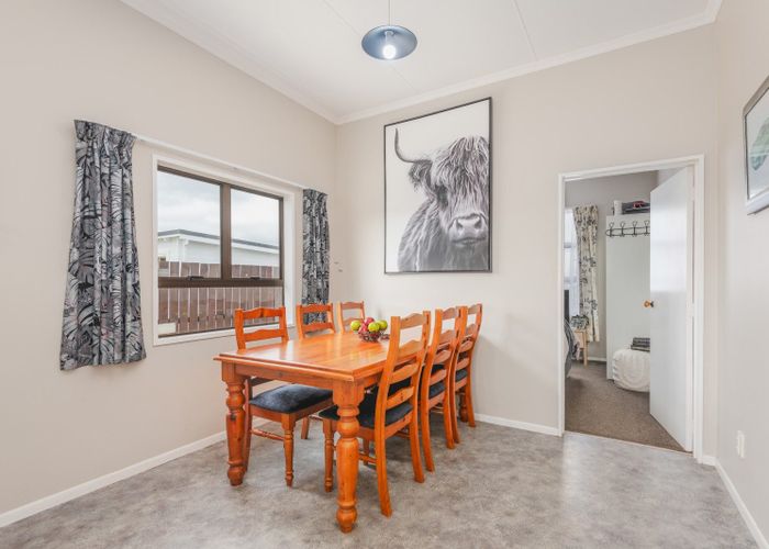  at 9 Amelia Street, Woodville