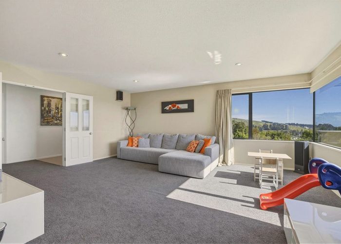  at 31 Highcrest Heights, Westmorland, Christchurch City, Canterbury