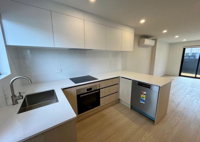  at 15/22  Cleland Crescent, Blockhouse Bay, Auckland City, Auckland