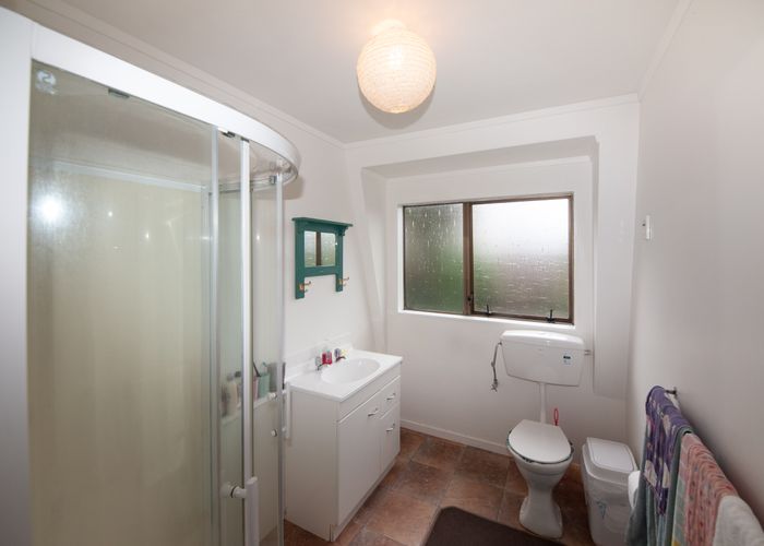 at 62 Churton Drive, Churton Park, Wellington