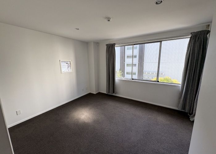  at 8 Madeira Lane, Grafton, Auckland City, Auckland