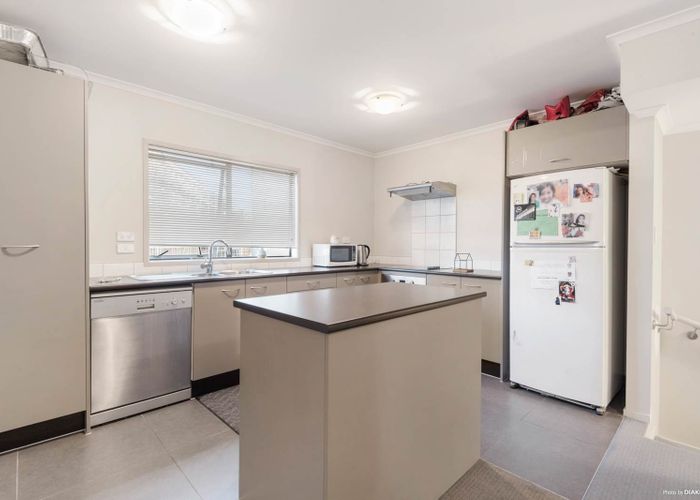  at 195/172 Mcleod Road, Te Atatu South, Auckland