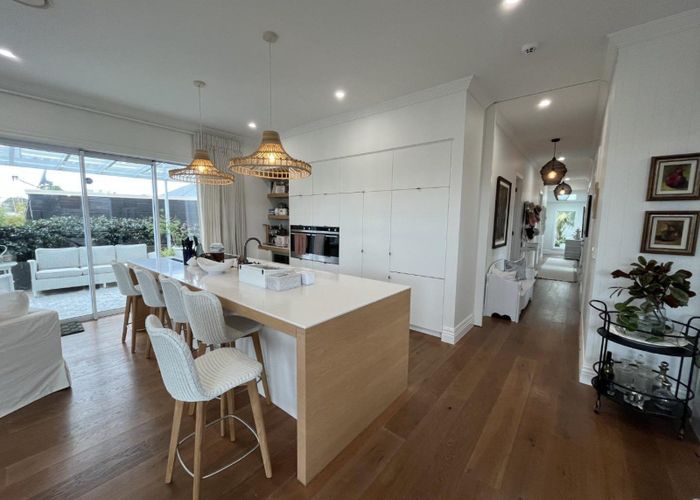  at 161 Lemon Street, Strandon, New Plymouth, Taranaki