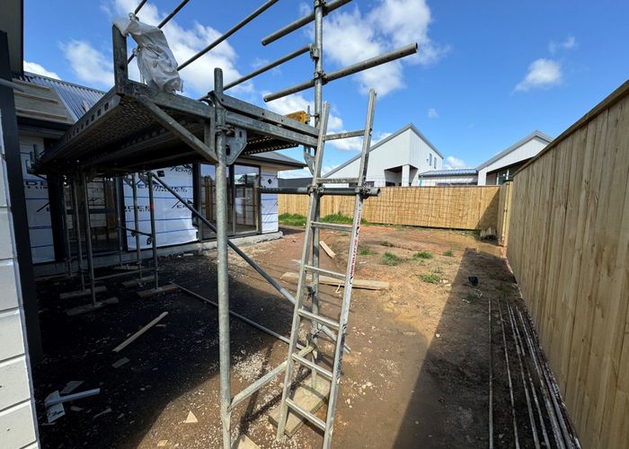  at 19 Arohanui Road, Karaka, Papakura