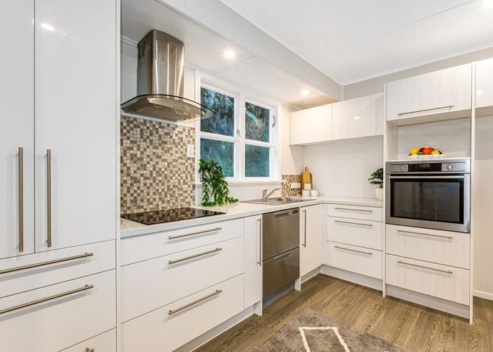  at 73 Delaney Drive, Stokes Valley, Lower Hutt, Wellington