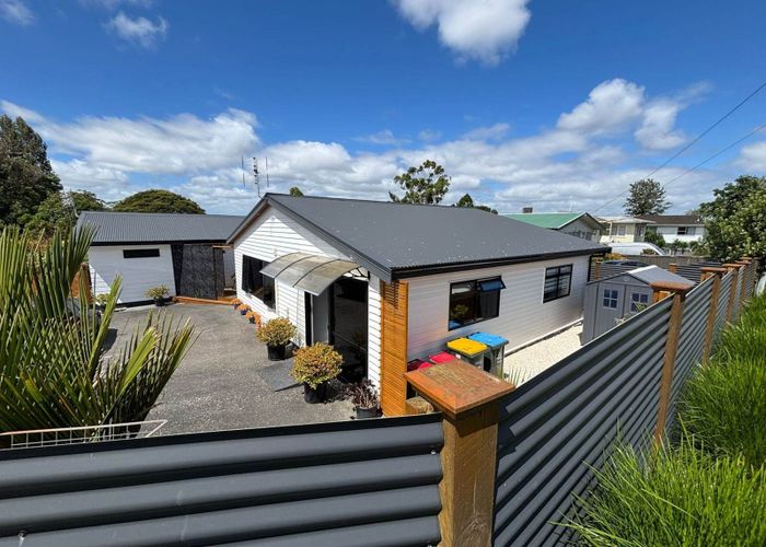  at 15 Mataroa Road, Mount Wellington, Auckland City, Auckland