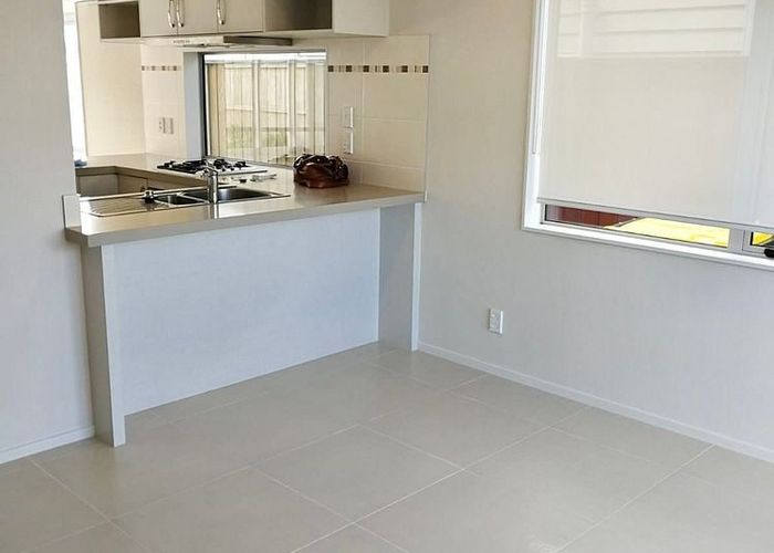 at 104 Flat Bush School Road, Flat Bush, Manukau City, Auckland