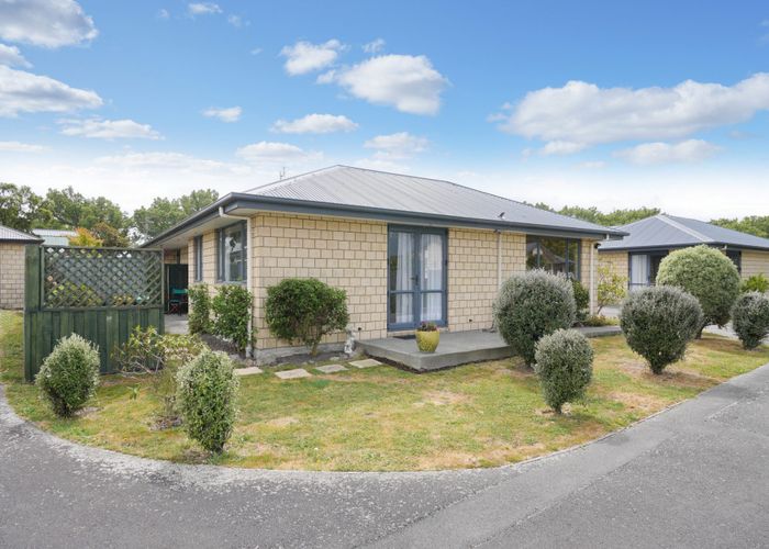  at 2B Ferndown Lane, Bromley, Christchurch