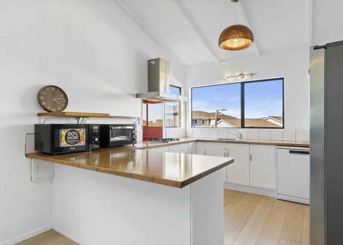  at 11 Mclintock Street, Johnsonville, Wellington