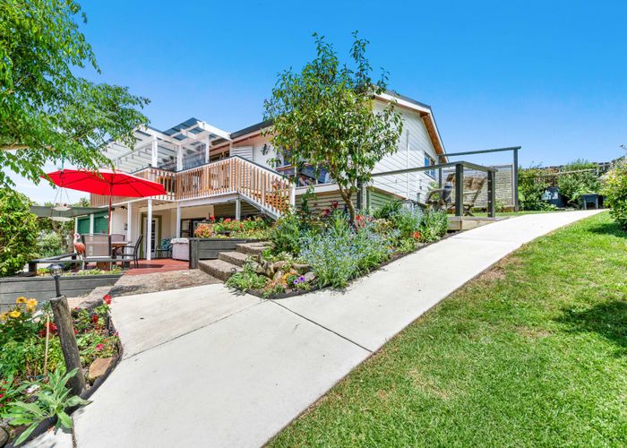  at 32 Bays Road, Orere Point, Manukau City, Auckland