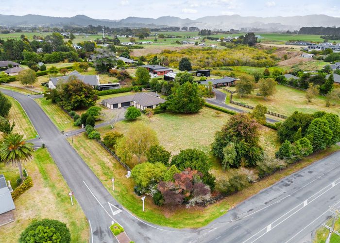  at 8 Westvale Lane, Te Kowhai, Hamilton