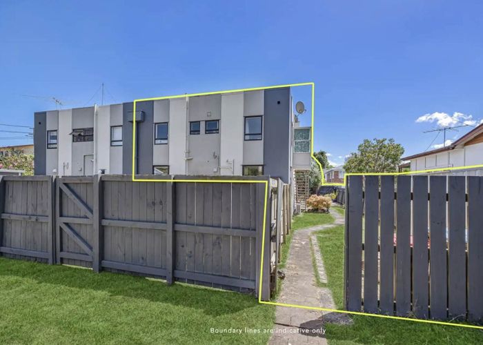  at 11/56 Ferndale Road, Mount Wellington, Auckland City, Auckland