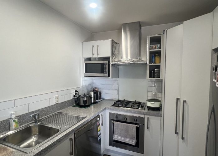  at 4/324 Stanmore Road, Richmond, Christchurch City, Canterbury