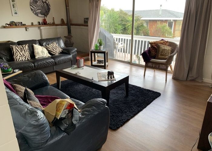  at 60 Chelsea View Dr, Chatswood, North Shore City, Auckland