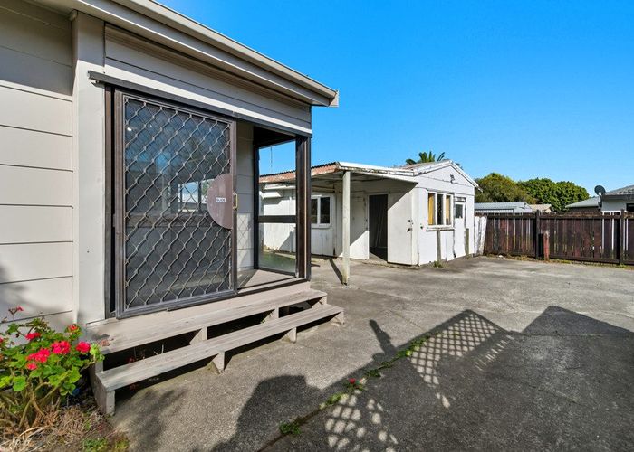  at 206B Gravatt Road, Papamoa Beach, Tauranga, Bay Of Plenty