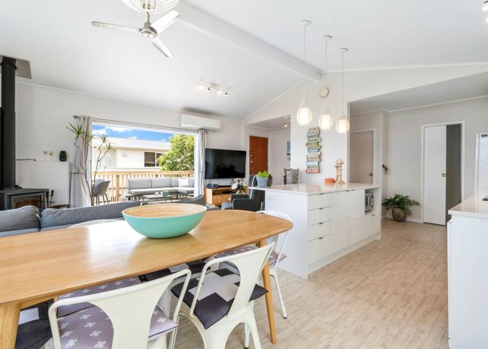  at 58 Brian Crescent, Stanmore Bay, Rodney, Auckland