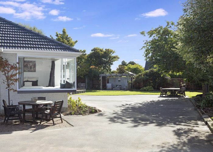  at 76 Isleworth Road, Bishopdale, Christchurch
