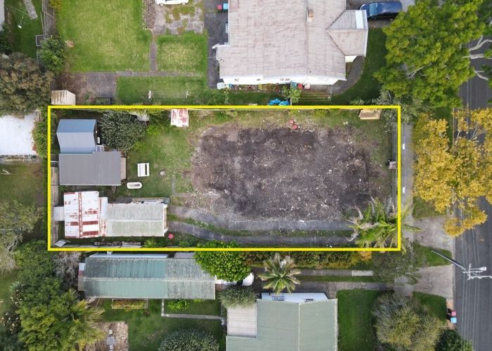  at 29 Haverstock Road, Sandringham, Auckland