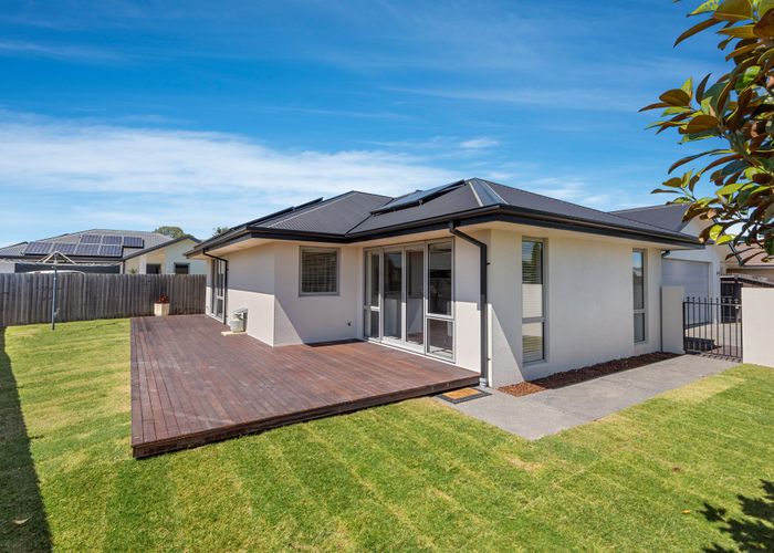  at 30 Holiday Drive, Mairehau, Christchurch City, Canterbury