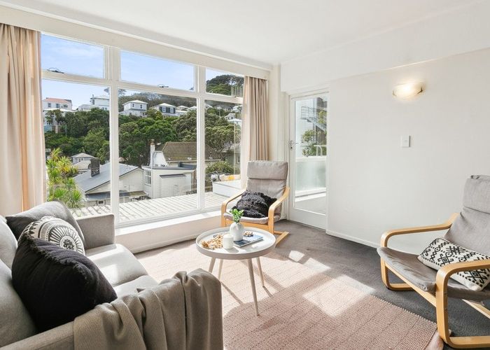  at 14/4 Claremont Grove, Mount Victoria, Wellington