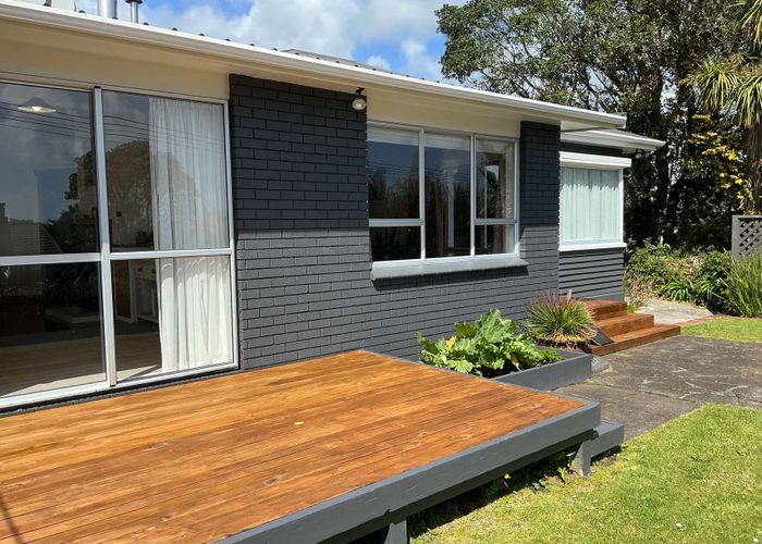  at 9 Selwyn Street, Vogeltown, New Plymouth, Taranaki